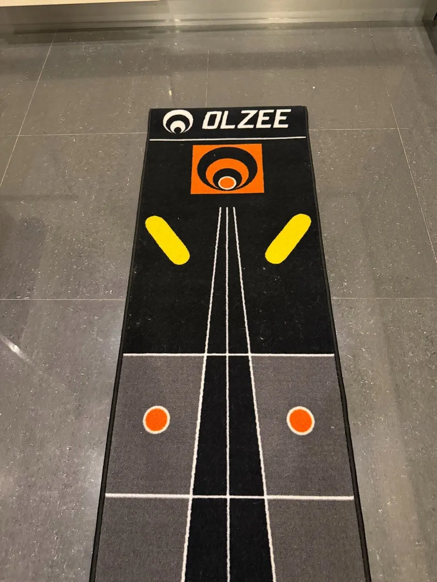 Olzee Putting Mat - Image 4