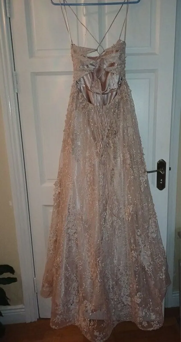 Debs dress - Image 3