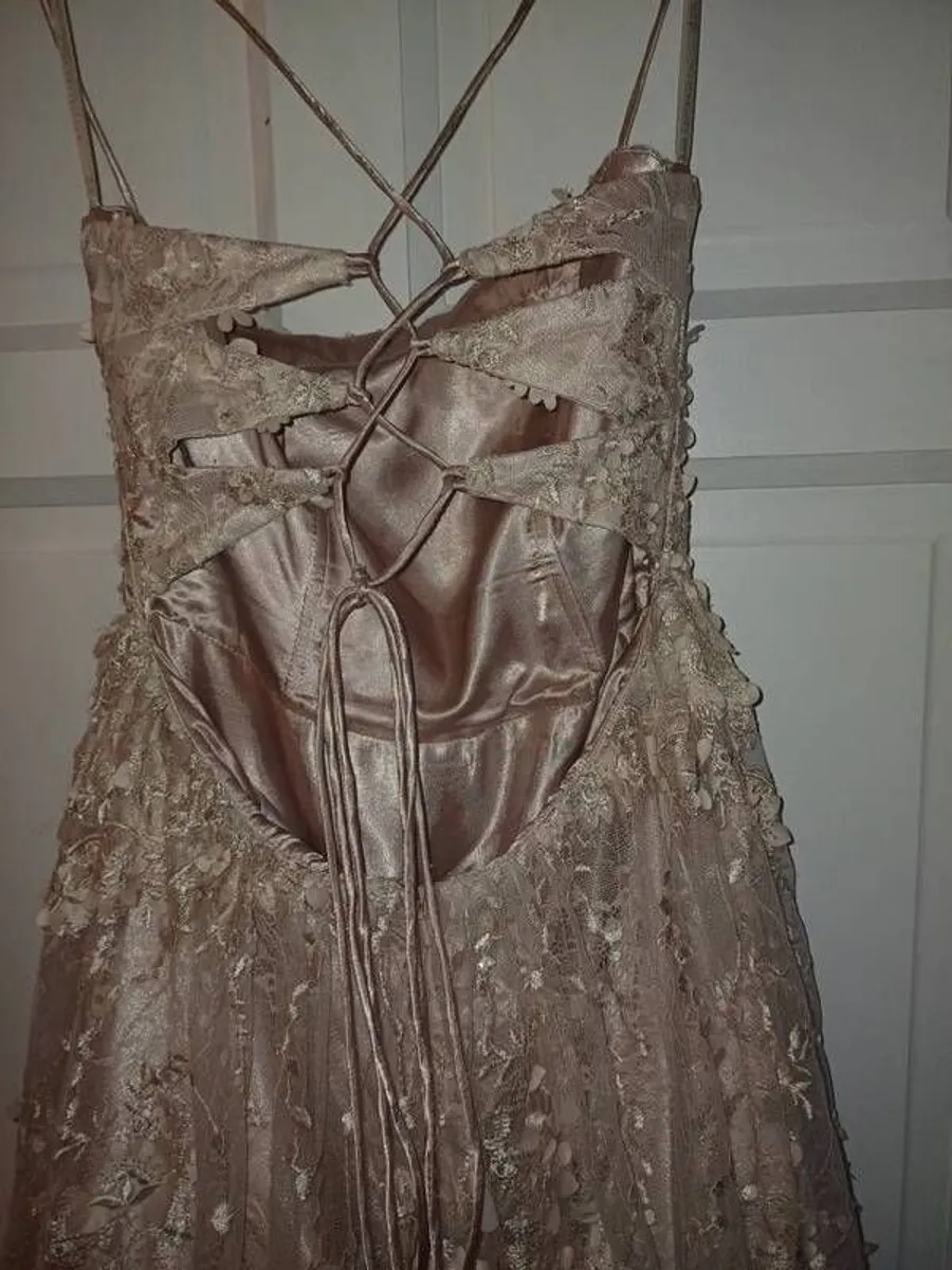 Debs dress - Image 4