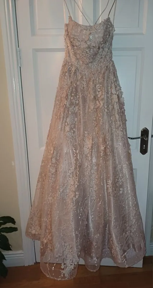 Debs dress - Image 2