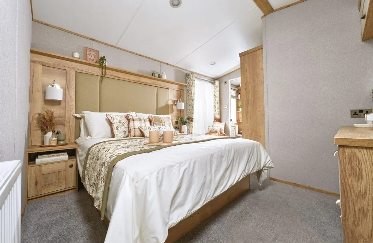 Mobile Home - Image 2