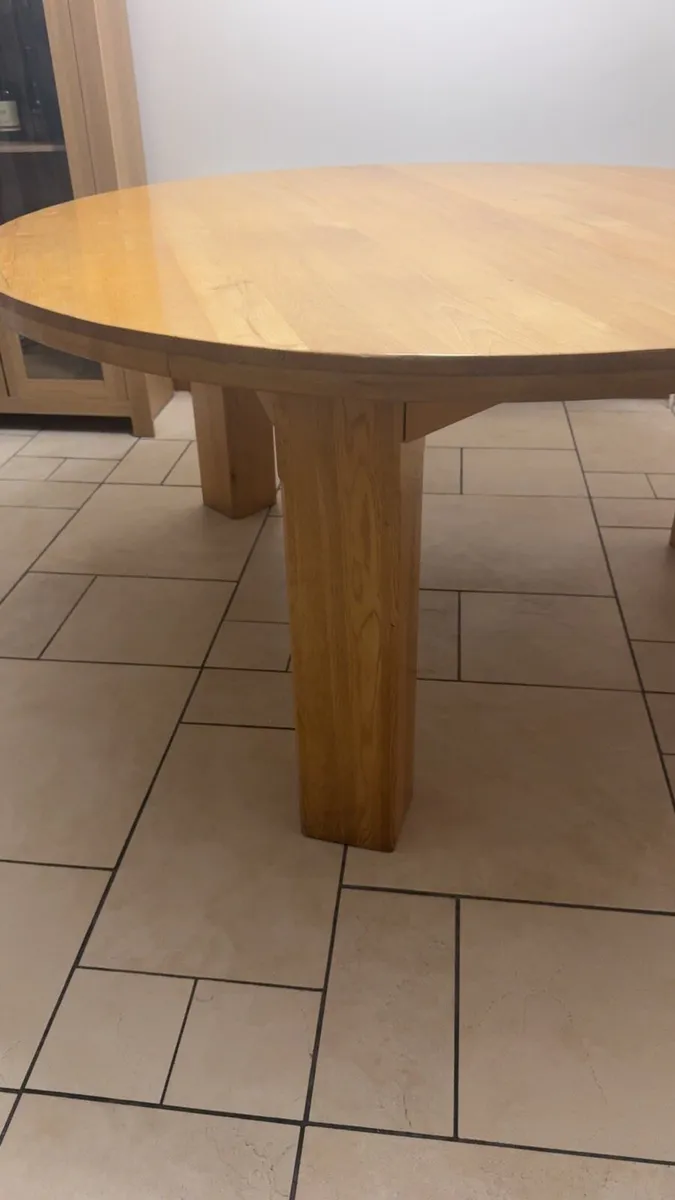 Dining table - Image 3