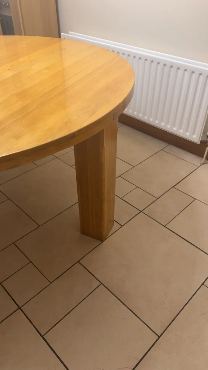 Dining table - Image 4