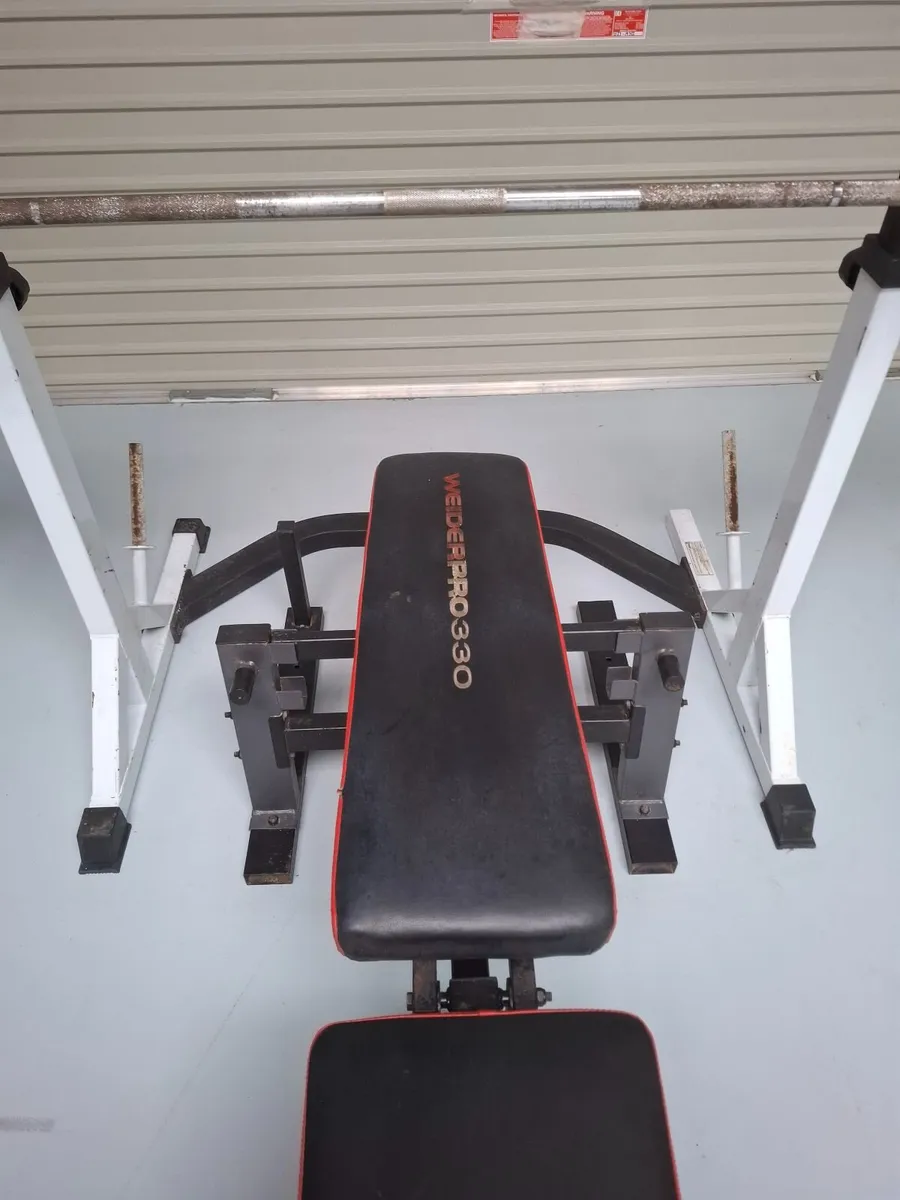 140kg Olympic weight set with squat rack and bench - Image 2
