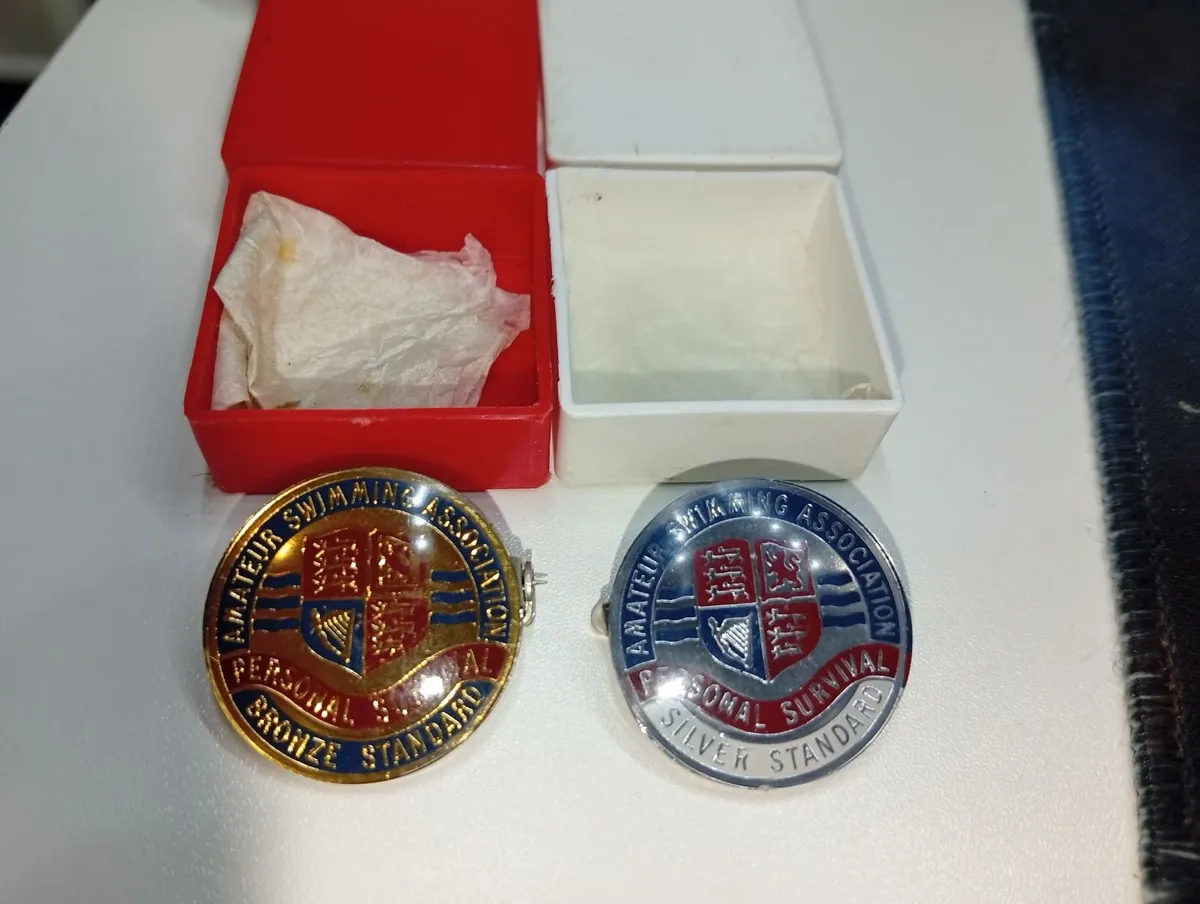 Vintage ASA Personal Survival Bronze/silver badges
