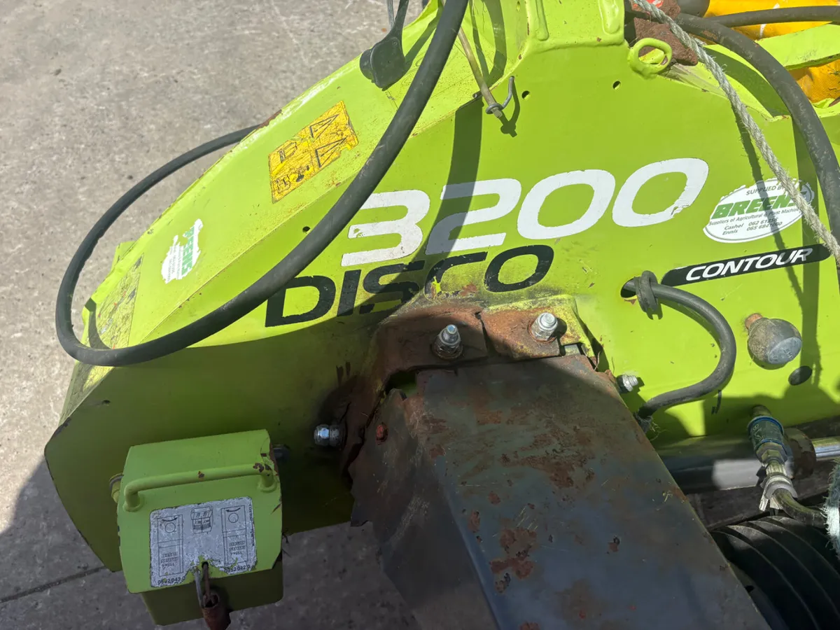 BREAKING CLAAS DISCO 3200 MOWER - Image 1