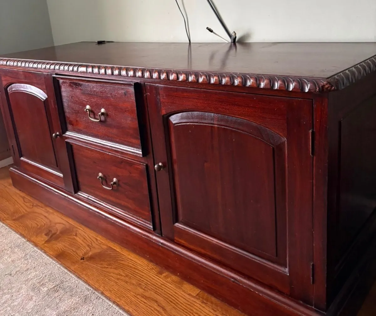 Furniture Mahogany TV  console - Image 2