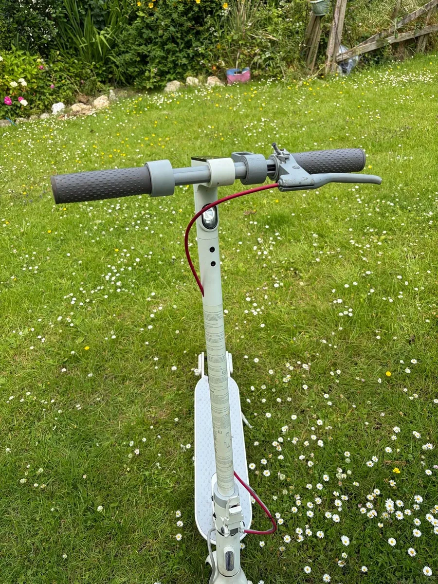 Xiaomi e scooter - Image 3
