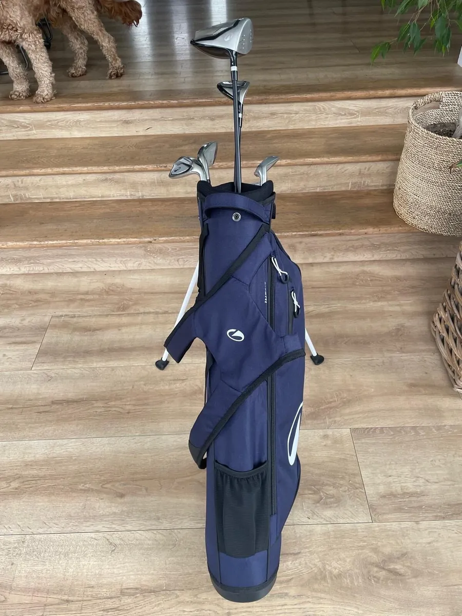 Golf bag with Clubs - Image 1