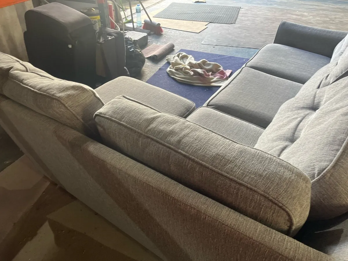 Grey corner sofa couch l shaped - Image 3