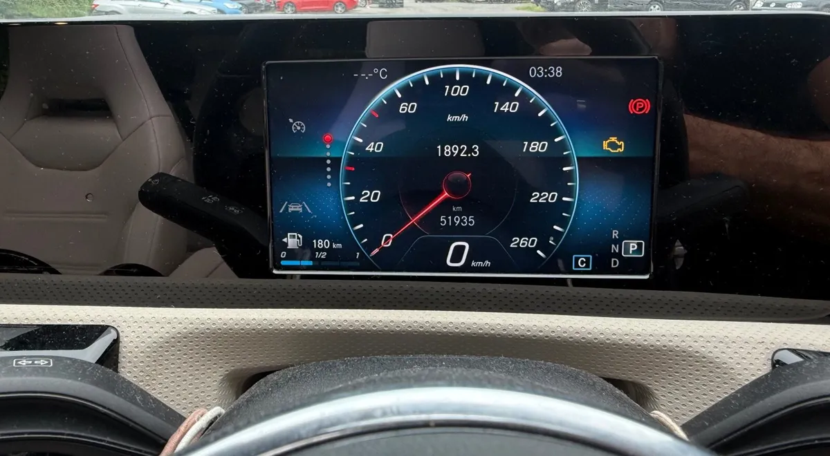 Mercedes Benz CLA 2019/52.000 km/automatic - Image 4