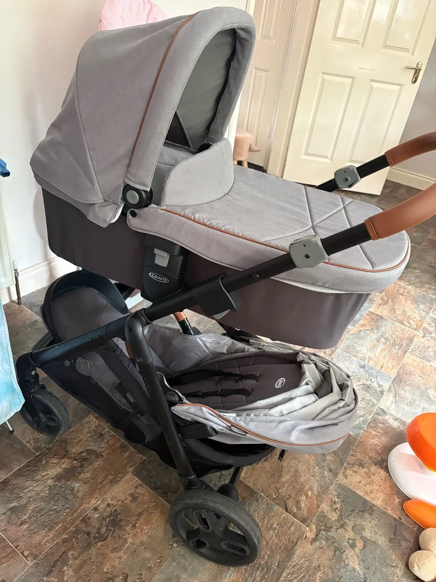 Graco travel system - Image 2