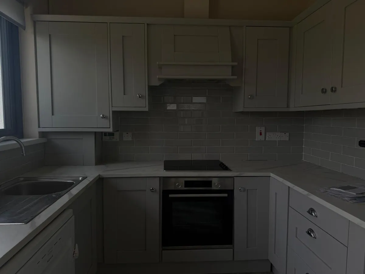 Kitchen and appliances - Image 2