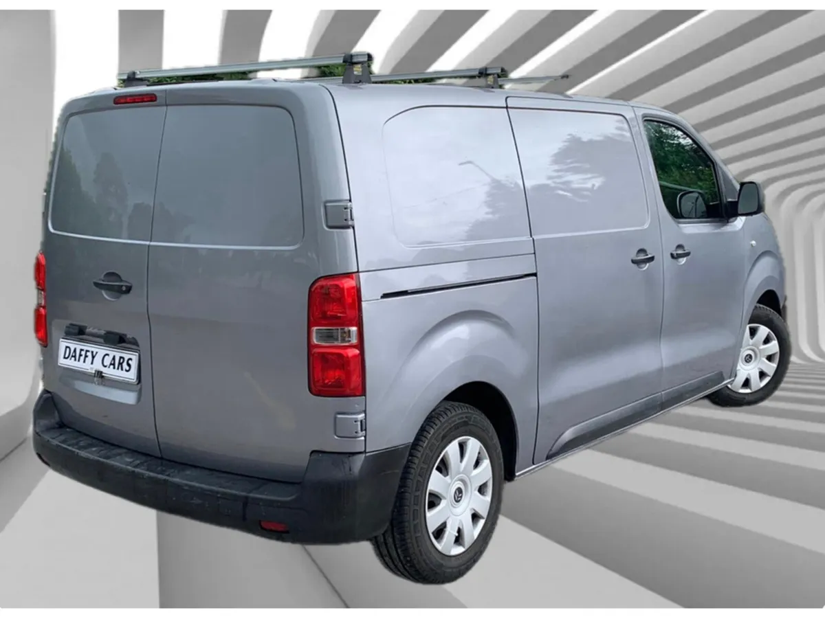 Citroen Dispatch MWB 1.5 BLUEHDI 100 1 1000KG 4DR - Image 4