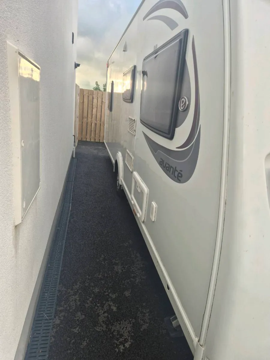 2017 elddis avante - Image 2
