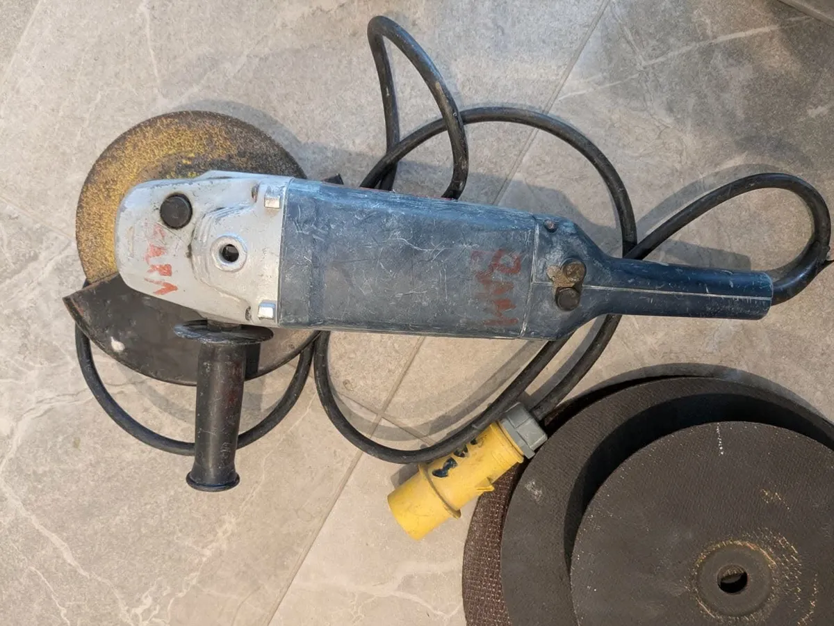 2x 230mm Angle Grinders + Discs - Image 3