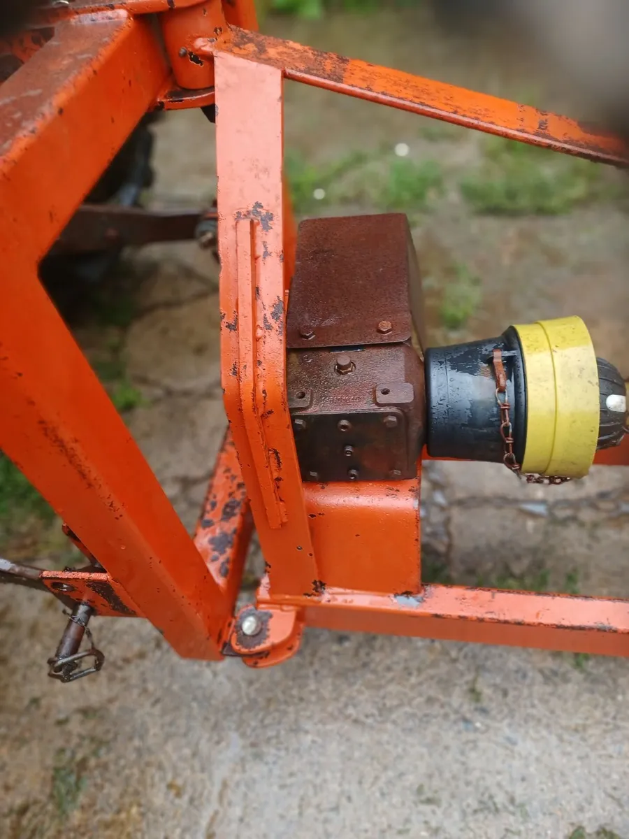 Farm machinery Clear Out - Image 3