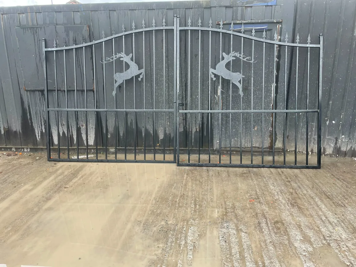 Bi-Parking 3m Driveway Gate - Image 2