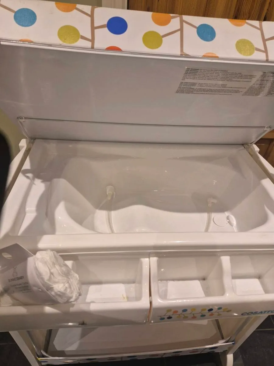 Baby changing unit - Image 4