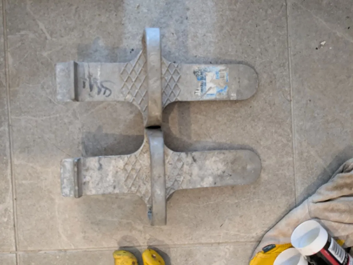 Plastering Hand Tools, Pliers, Chalk & Accessories - Image 2