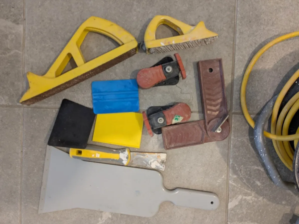 Plastering Hand Tools, Pliers, Chalk & Accessories - Image 3