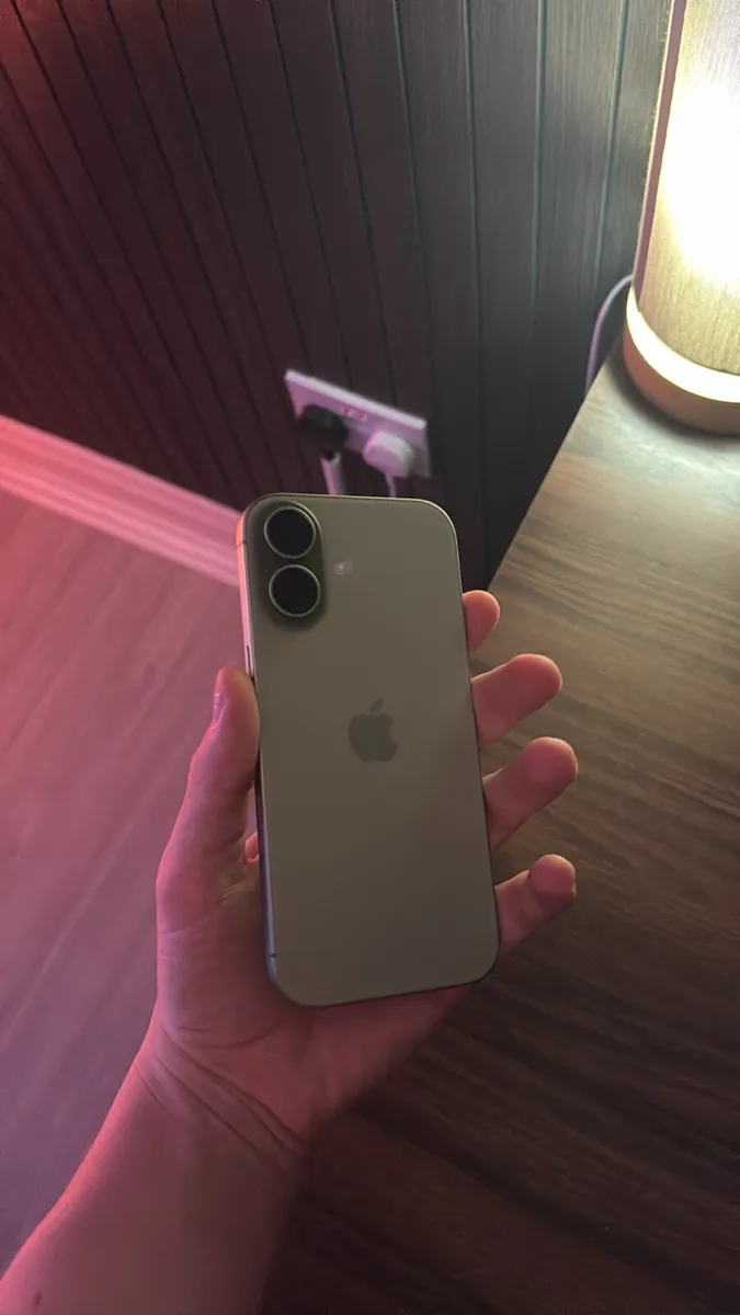 iPhone 17 256GB - Image 4