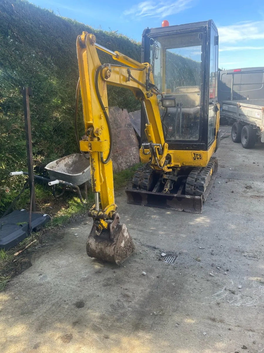 JCB 1.5 ton - Image 4