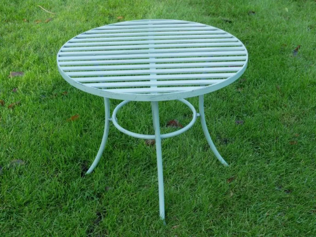 Pistachio Side Table D7387