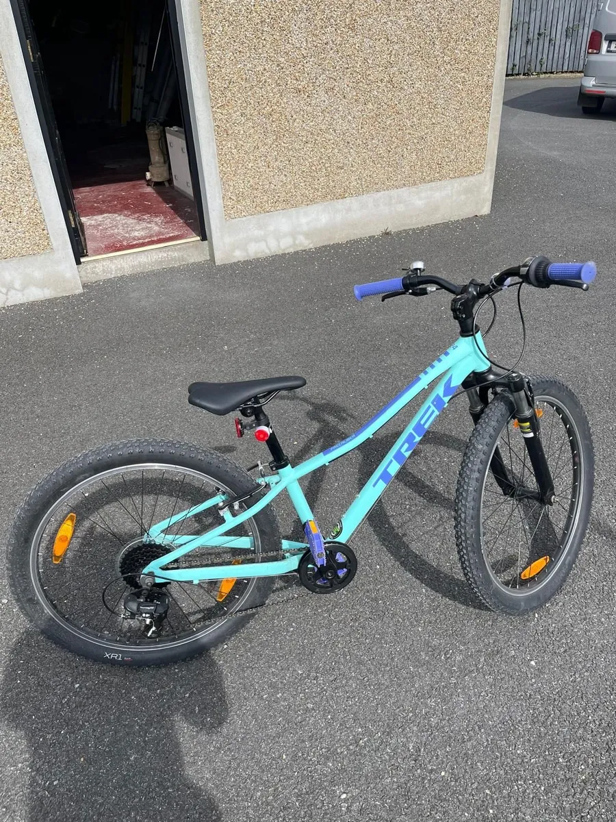Bicycles - Image 2