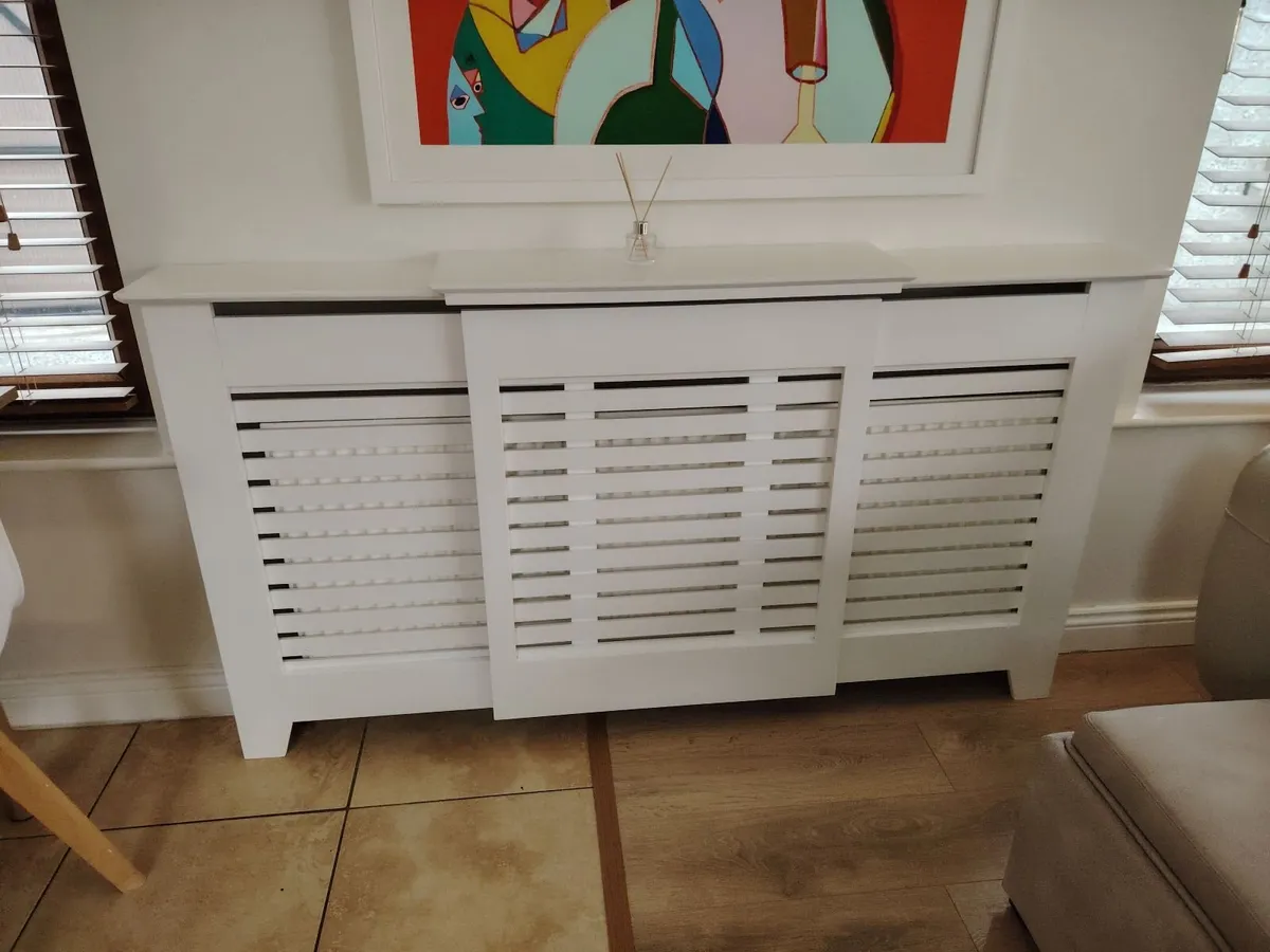 4 x. Radiator covers - Image 1