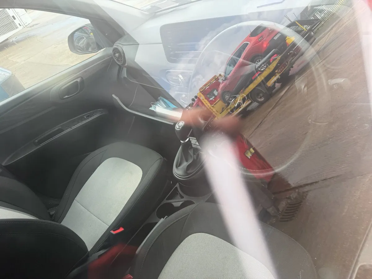 2021 Hyundai i10 - Image 4