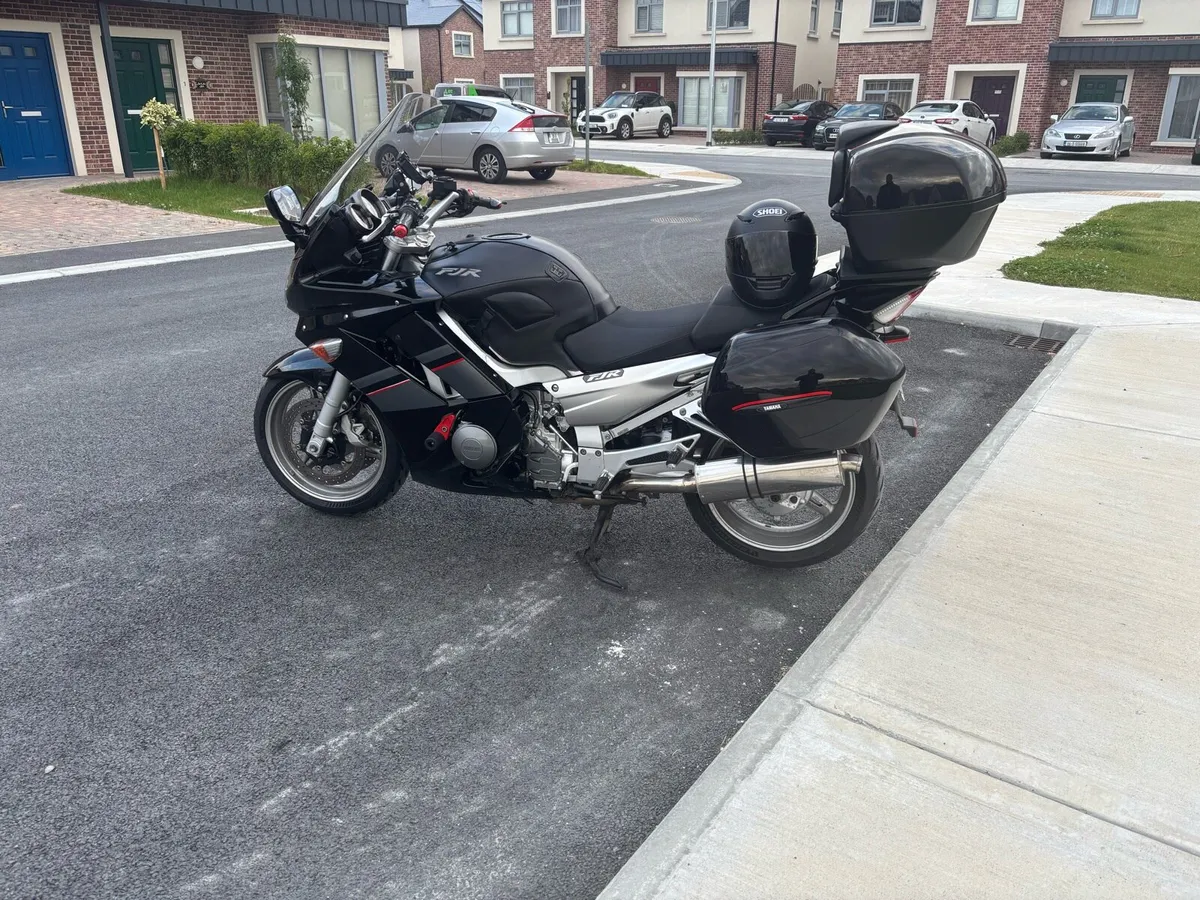 Motorcycle - Image 4
