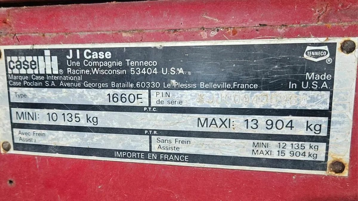 1992 Case International 1660 Axial-Flow Combine - Image 4