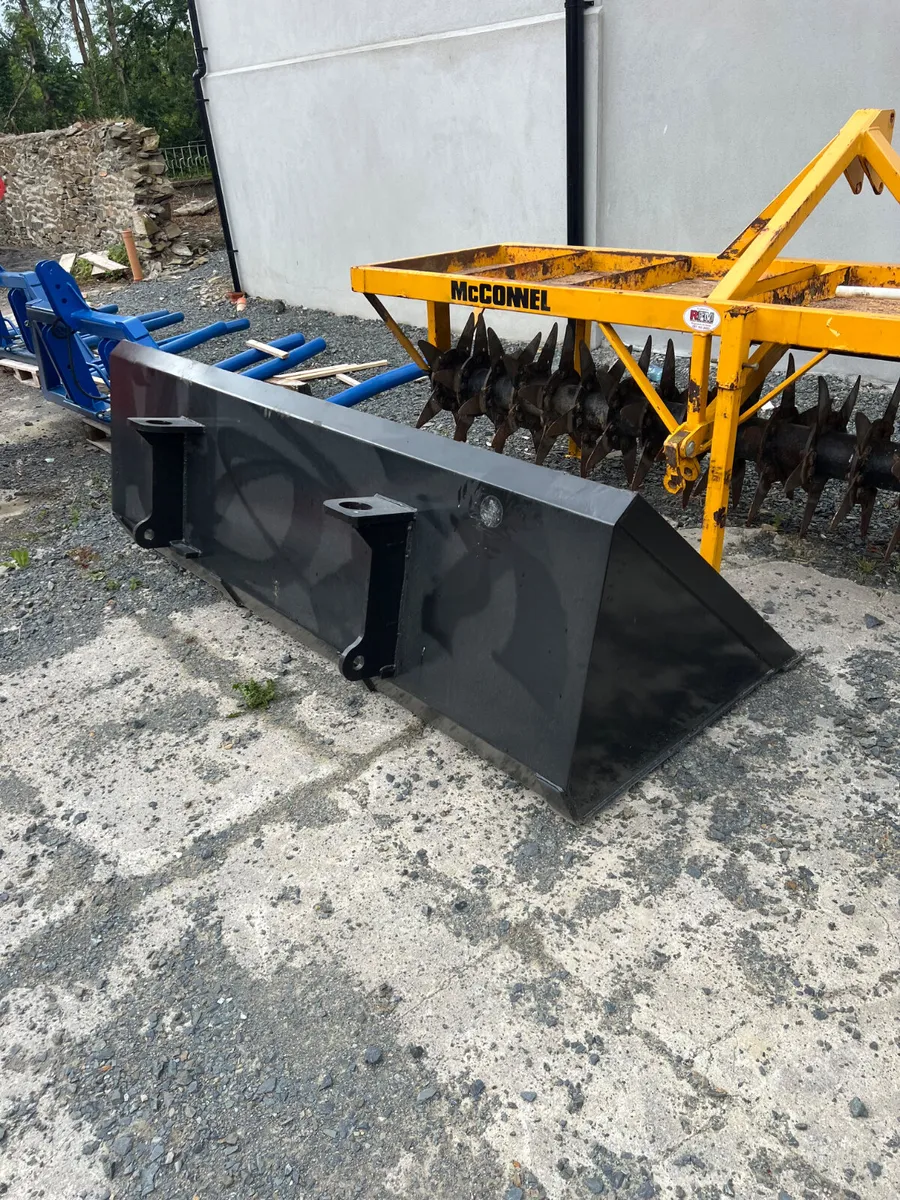 8 foot bucket Pin & Cone - Image 1