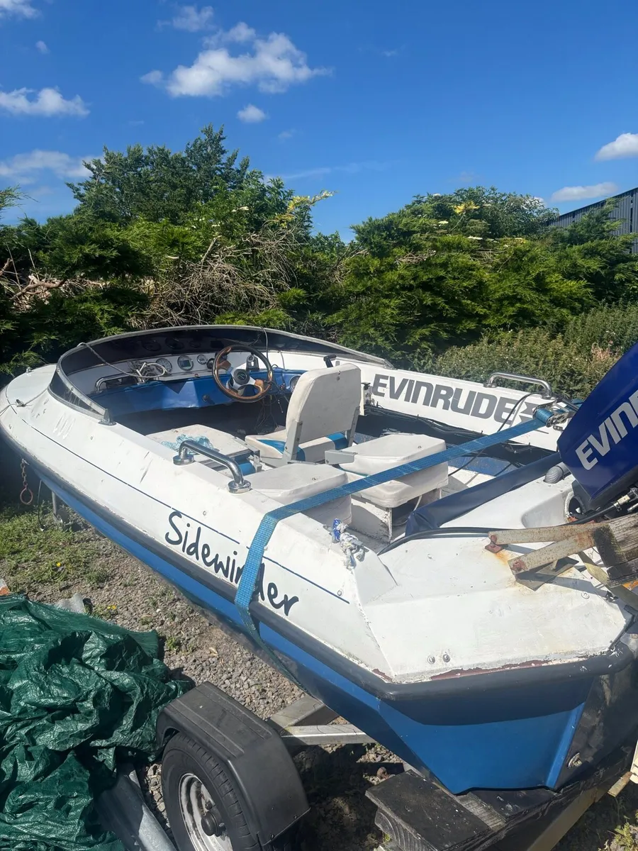 Speed boat - Image 1