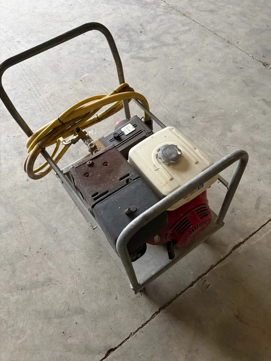 Honda gx340 power washer - Image 2