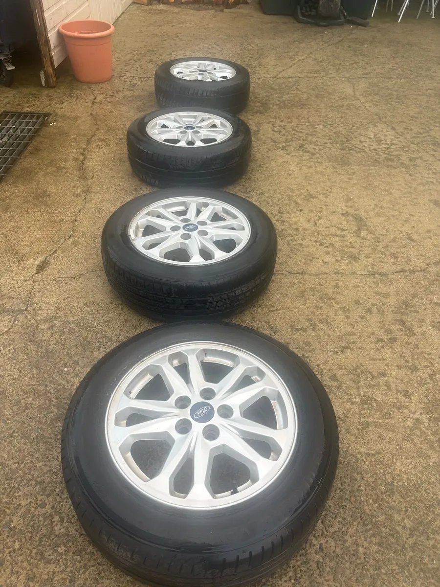 Ford connect genuine 16” Alloys - Image 4