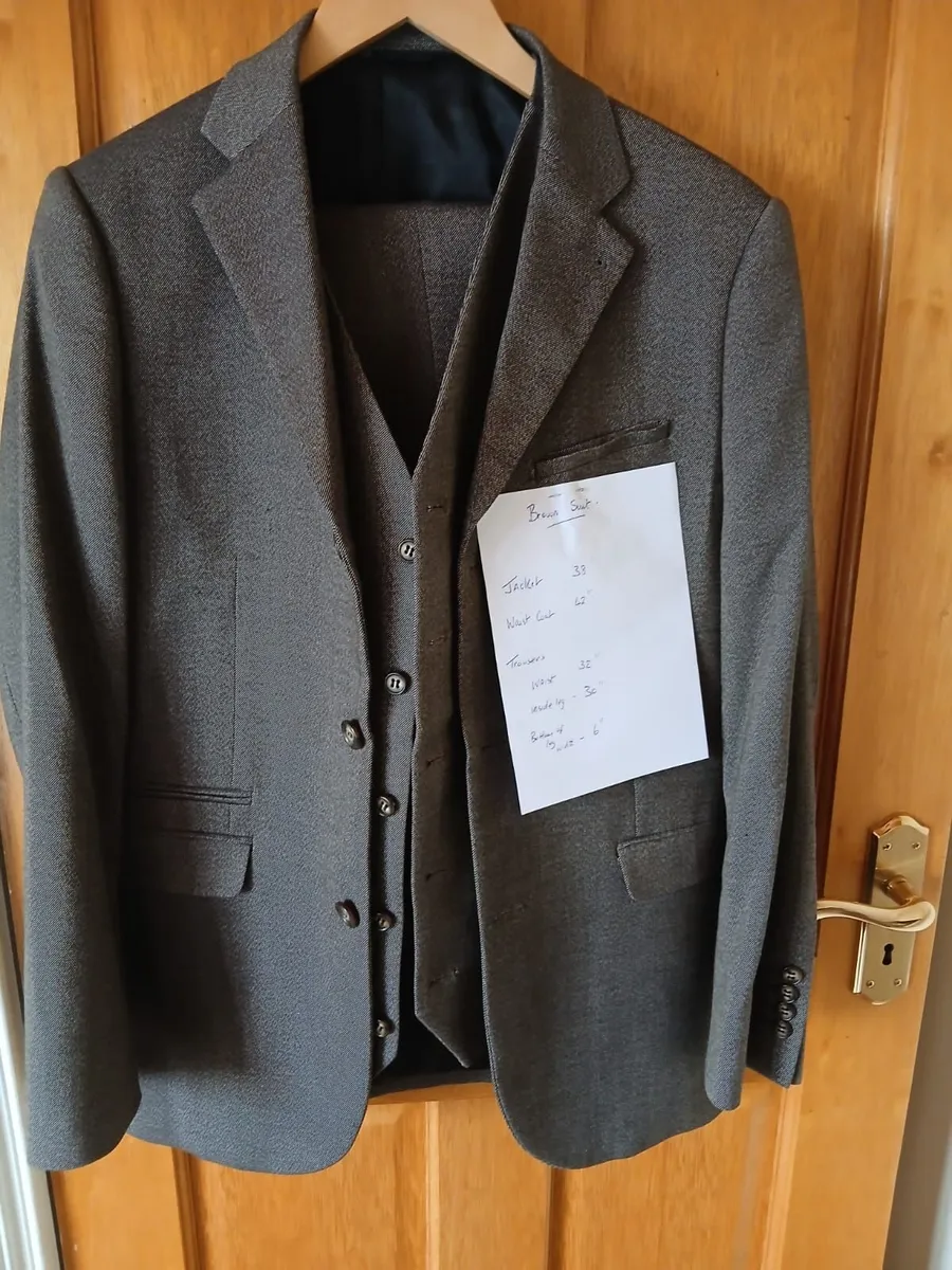 Mens suits - Image 2