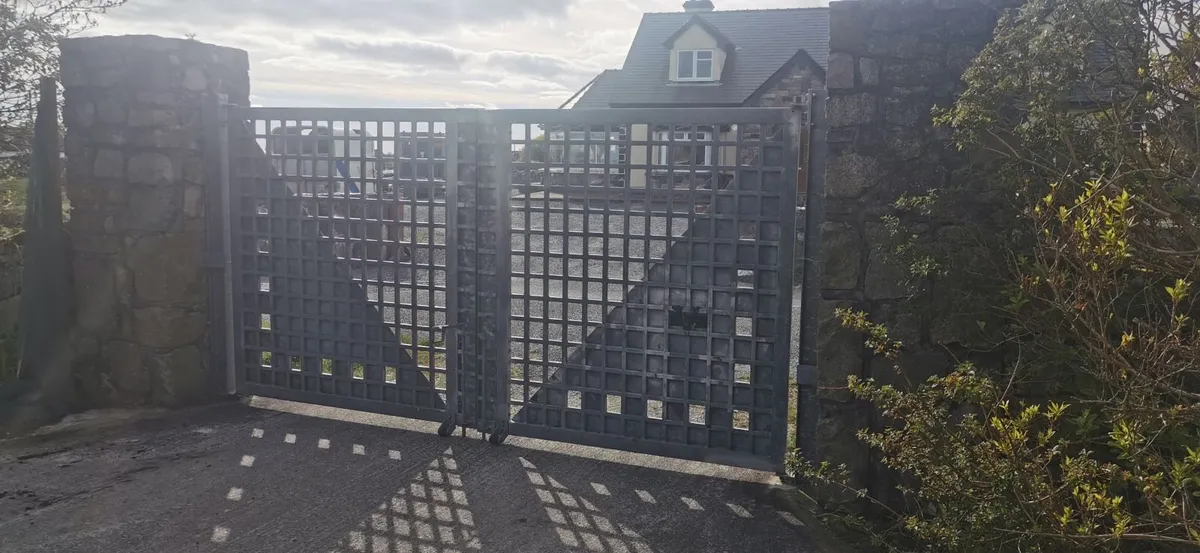 Steel Gates - Image 2