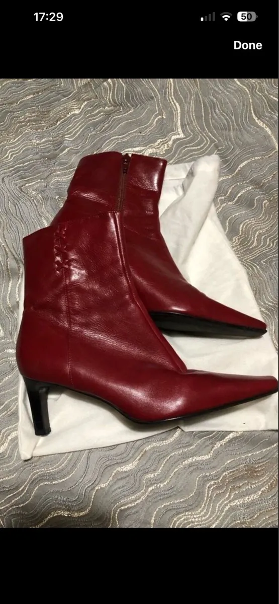Ladies leather ankle boots size 5 €20 - Image 4