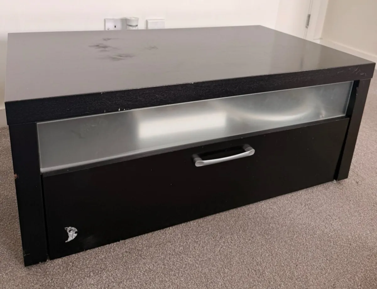 Tv unit FOR FREE, first come, first served, collec - Image 3