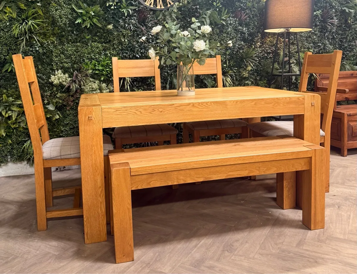 Solid oak kitchen table, 4 chairs & bench - Image 3