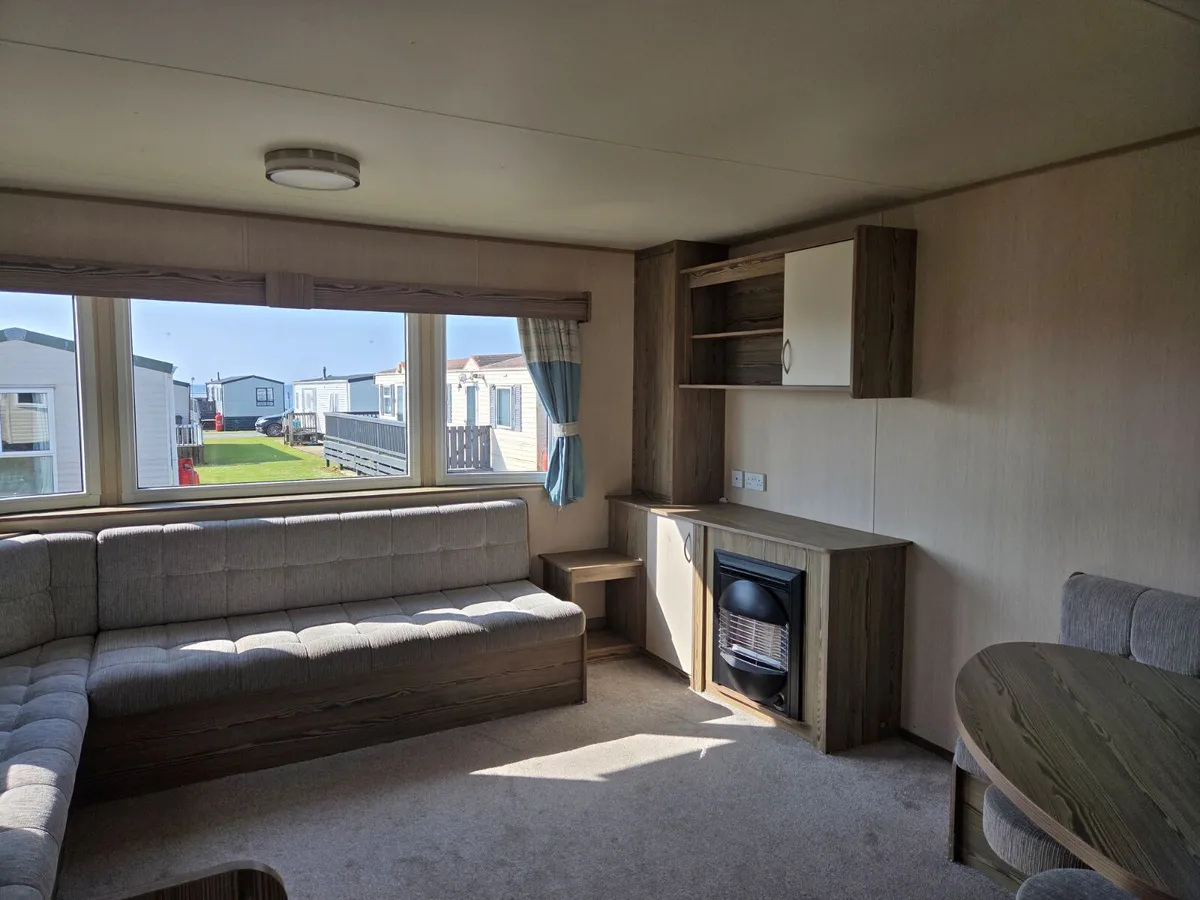 caravans - Image 2