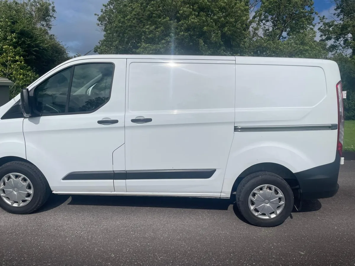 Ford is Transit Custom - Image 4