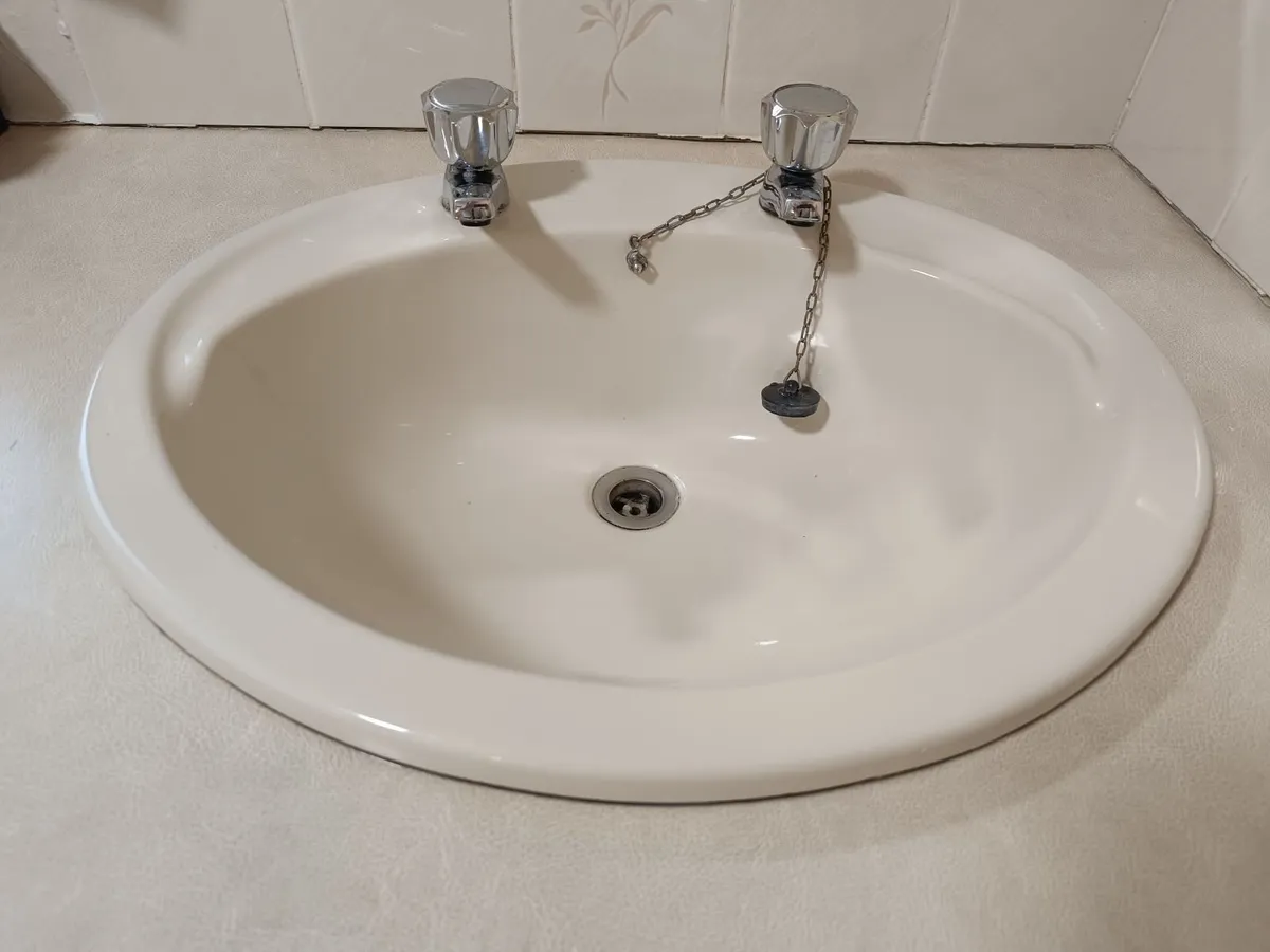 Bathroom sink Champagne colour. - Image 1