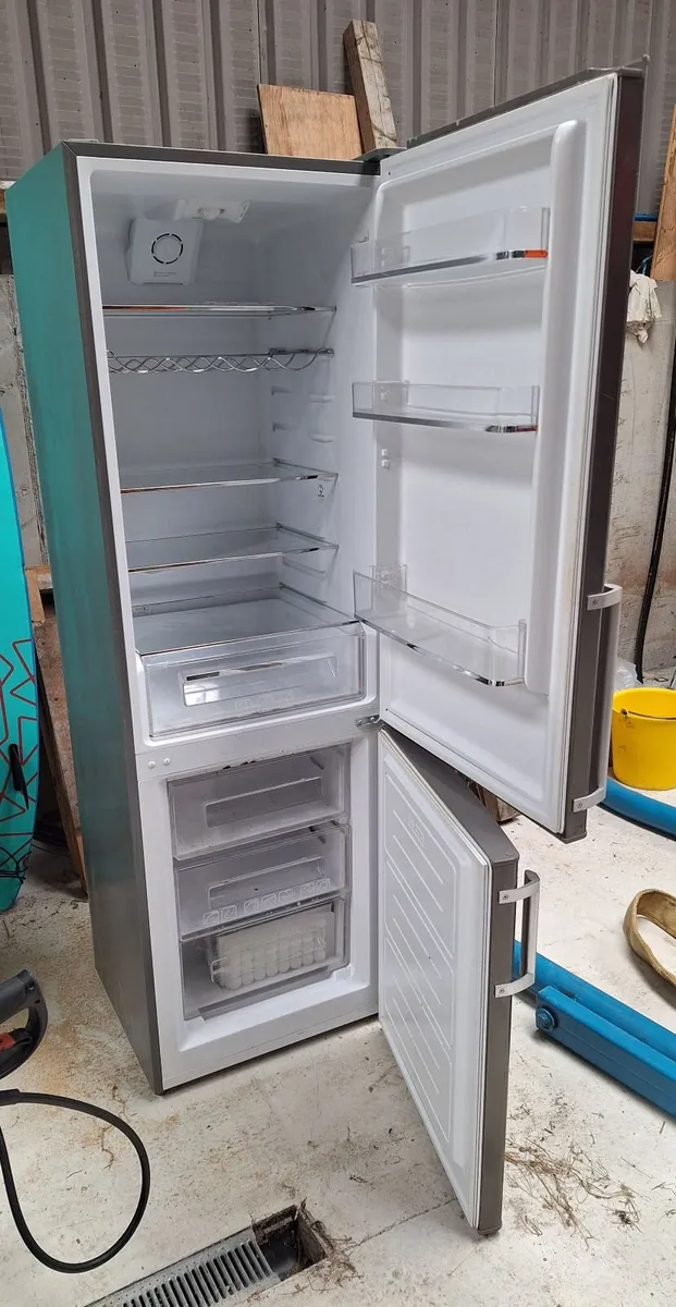 Fridge freezer - Image 3