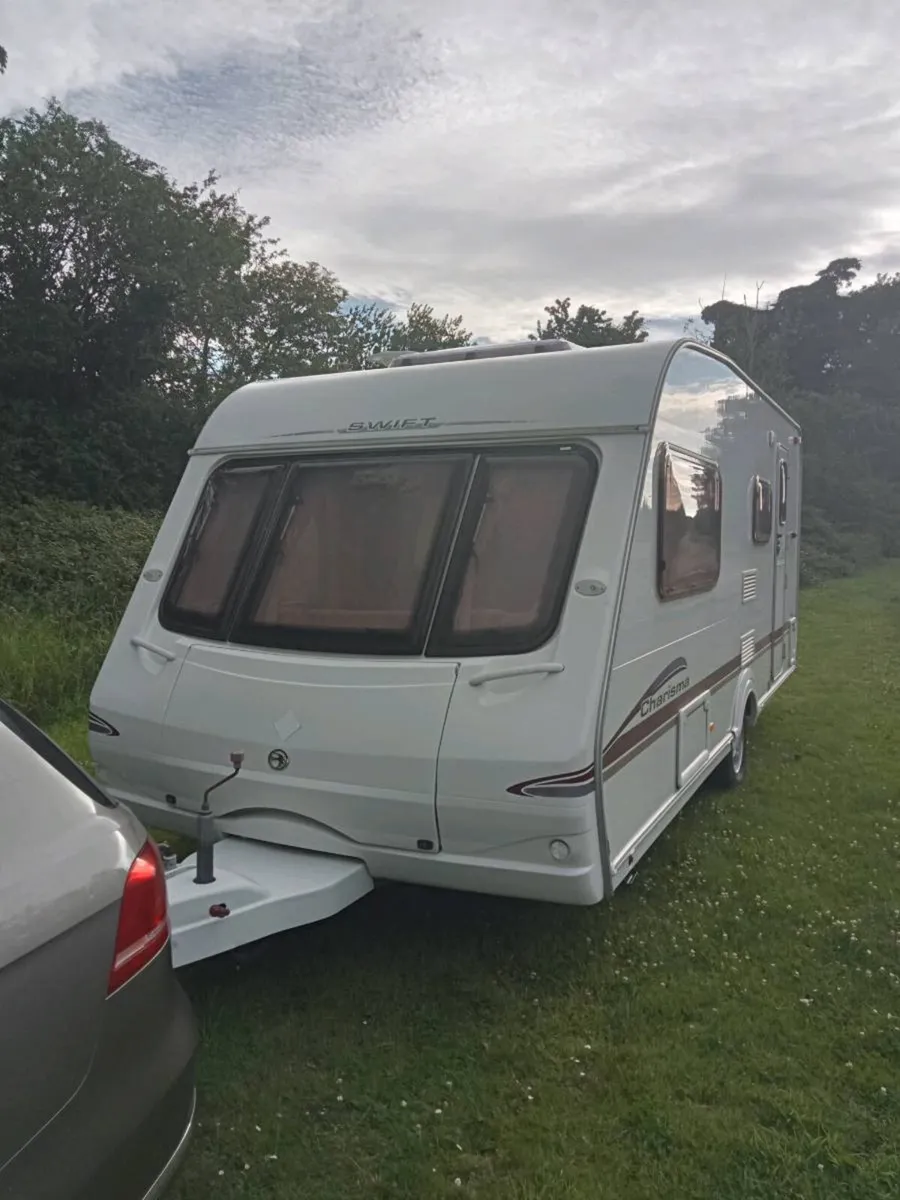 Swift charisma 4/5 berth with awning - Image 2