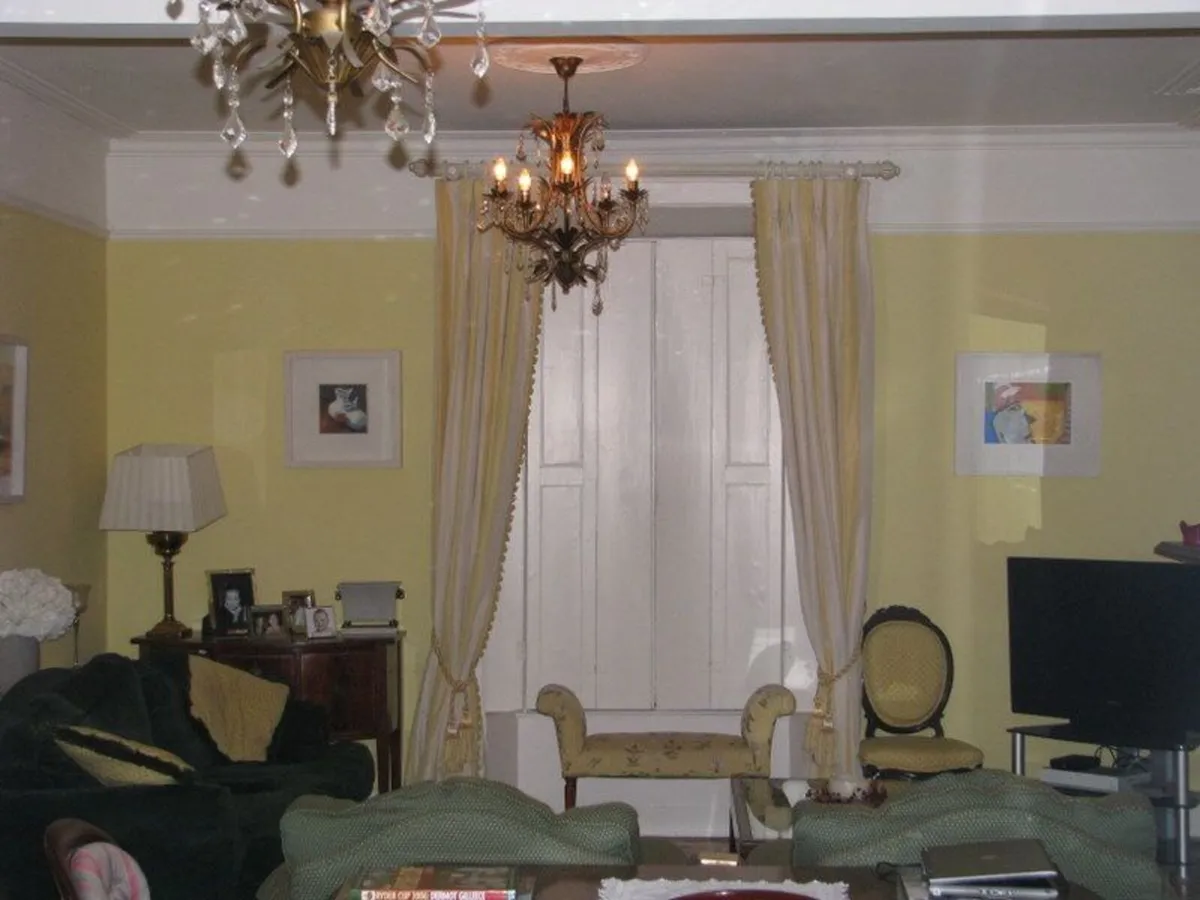 Luxury Carrie Stephenson/Kevin Kelly silk curtains - Image 1