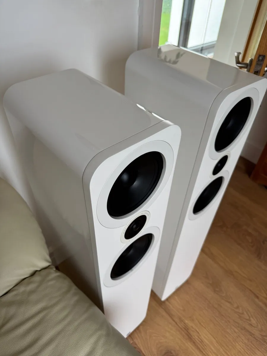 Q Acoustics 3050 pair boxed - Image 4
