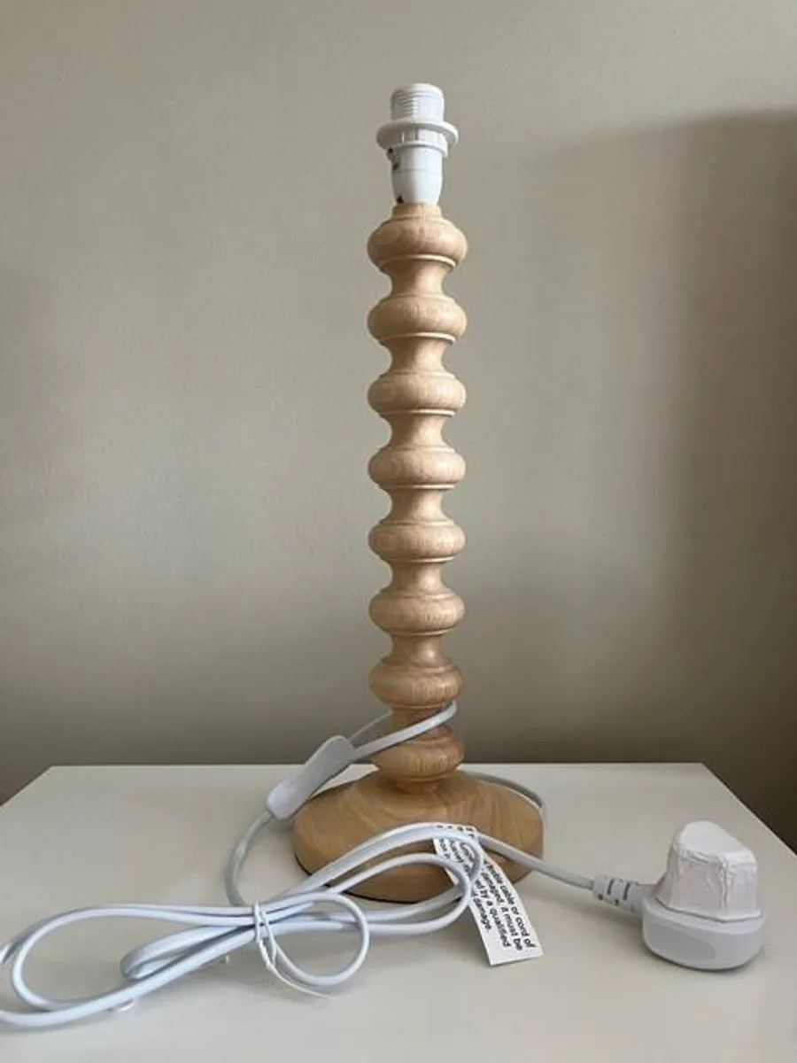 Pair of Bedside/Table Lamps - Image 4
